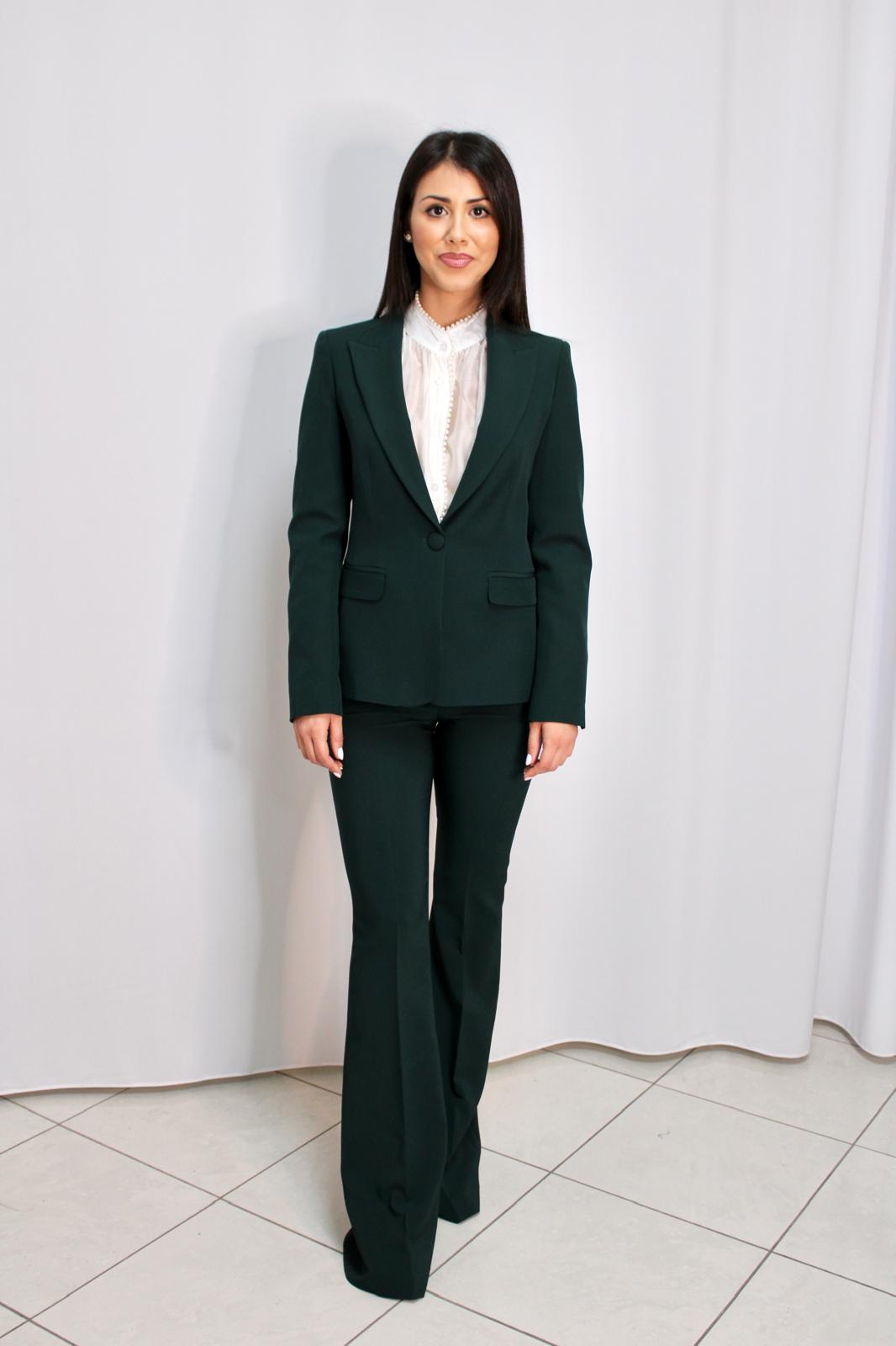 TAILLEUR MONO PETTO CON PANTALONE A ZAMPA